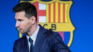 El jugador de Argentina brindó una conferencia de prensa en donde anunció su ida del Barça el 8 de agosto pasado. Archivo/Xinhua.