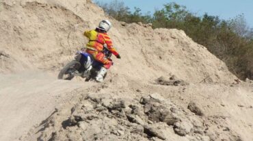 Parte del circuito atravesará las canteras de yeso de Piedras Blancas. Prensa Piedras Blancas
