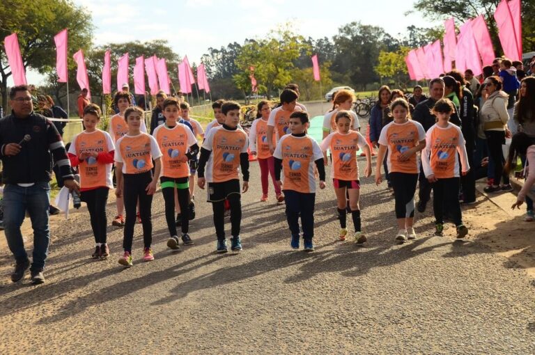 Los integrantes de las Escuelitas de Duatlón y Triatlón volverán a divertirse en el Circuito Entrerriano. Gentileza Informe Ciudadano