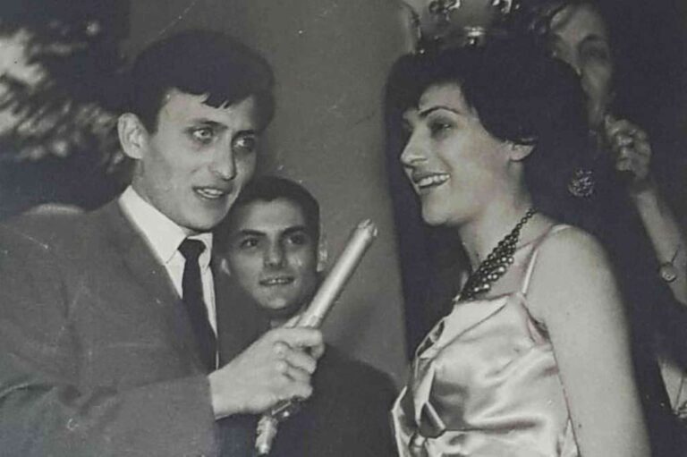 Enzo Volken y Leonor Mendirola se cruzaran en los momentos más emotivos de aquella edición: primero en el desfile de carrozas