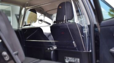 'Mamparas protectoras' para los choferes. El sistema se aplica en algunas ciudades del país y sirve para aislar al conductor