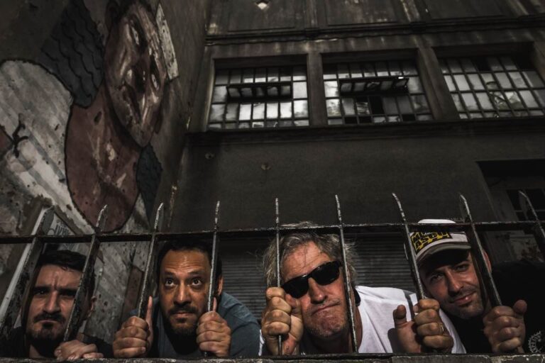 "¡El balance de estos 30 años es hermoso! Pasamos muchísimos momentos juntos y tenemos la suerte de poder seguir haciendo lo que nos gusta sin deberle nada a nadie"