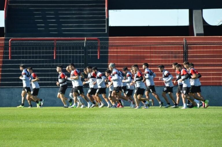 Patronato entrena buscando reencontrarse con la victoria con varias modificaciones. Archivo