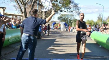 El concordiense Juan Ignacio Segovia ganador del Maratón de Reyes