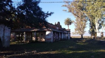 La estancia El Palmar está ubicada en Médanos