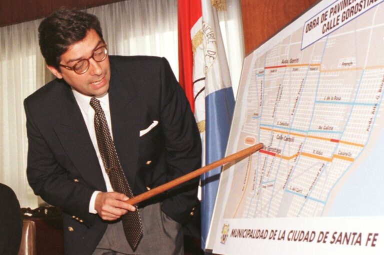 Imagen de su etapa como intendente de la capital de la provincia. archivo/Luis Cetraro