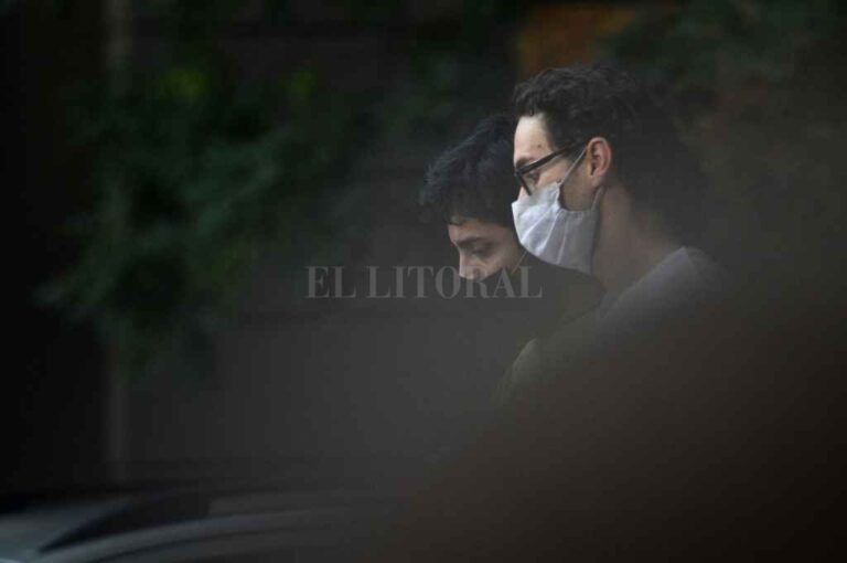 Lazos "cuidados". Así podría denominarse esta nueva etapa de apertura y recuperación de afectos mientras la pandemia sigue presente.    Archivo El Litoral