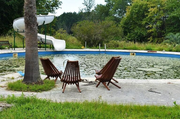 Las instalaciones del hotel hoy lucen abandonas y las expectativas de su reapertura son muy lejanas.
