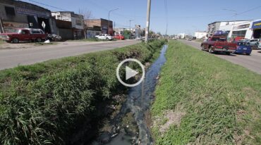 La foto de aquel día. Esta fue la tapa de El Litoral del 10 de diciembre de 2013. La foto fue registrada en Altos del Valle por el reportero gráfico Mauricio Garín durante una recorrida por la ciudad. Mauricio Garín