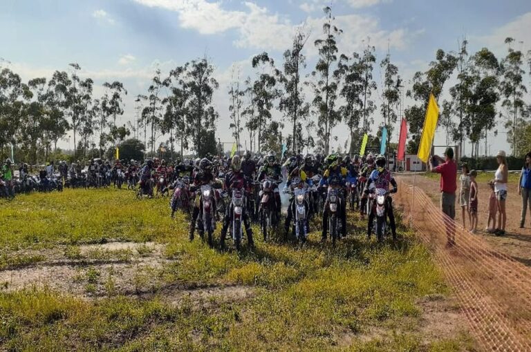 Inicio de la tercera edición de la Travesía Enduro- Federación Entre Ríos.