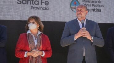 Frana informó que la provincia está invirtiendo más de .600 millones en obras para mejorar y ampliar más de 29 centros de salud y hospitales en toda la provincia. Gobierno de Santa Fe