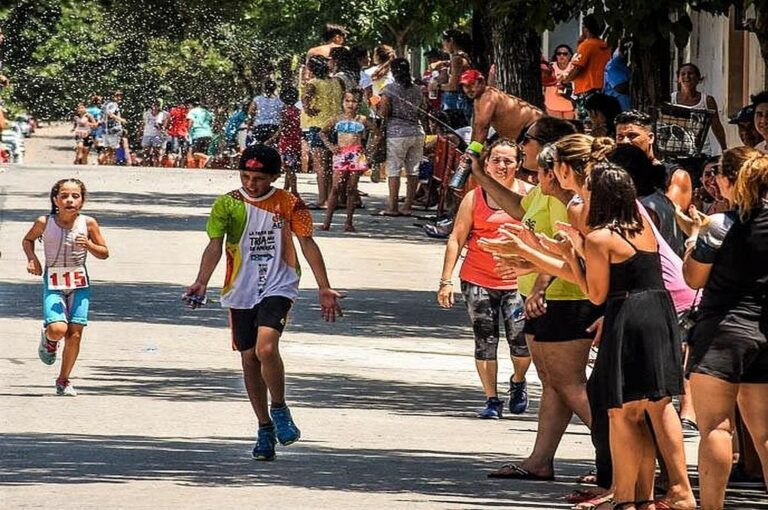 El Triatlón de La Paz retorna al calendario