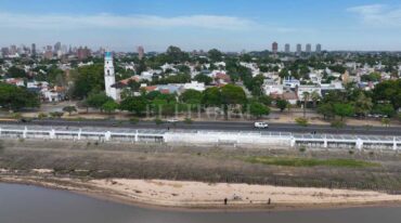 La capital de la provincia se derrite con máximas superiores a los 40 grados. Fernando Nicola (Drone)