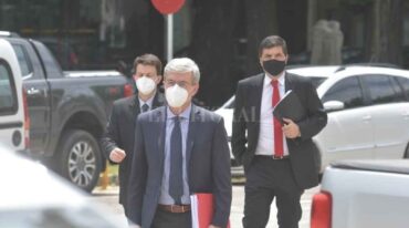 El ministro Walter Agosto y parte de su equipo fueron a Diputados a explicar los alcances del Presupuesto y la ahora promulgada ley Tributaria. La primera norma se discutirá en febrero. Mauricio Garín