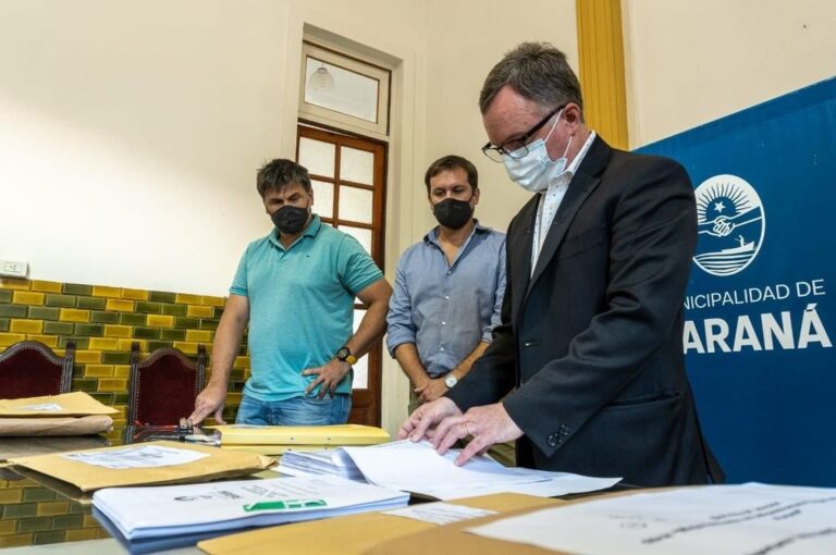 La obra se licitó con la presencia de tres oferentes.