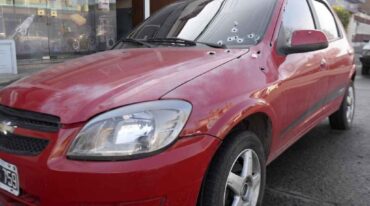 El auto que conducía Damián Gastón Gómez cuando le efectuaron 10 disparos. Gentileza