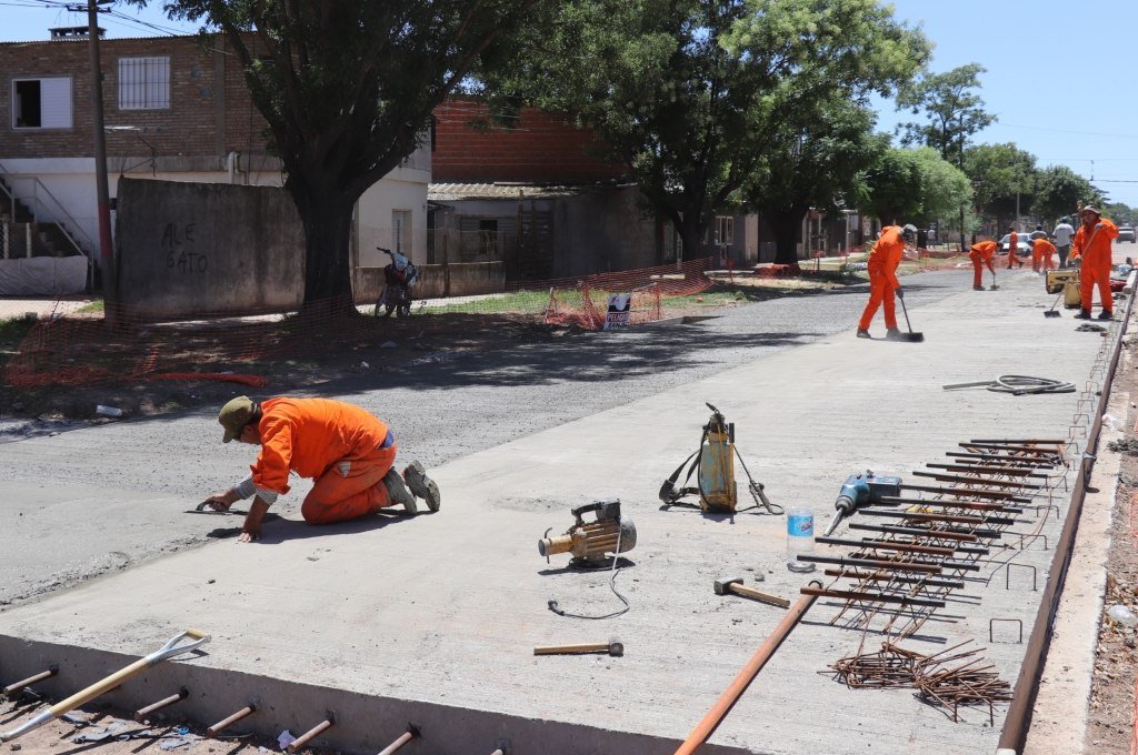 Los trabajos están a cargo de la firma Rovial S.A. y esta etapa contempla la construcción de dos calzadas de hormigón de 7