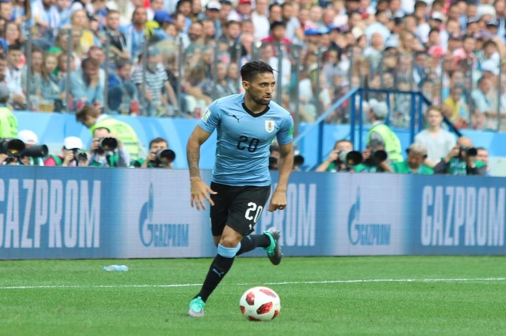 Jonathan Urretaviscaya es el volante que negocia con Patronato. Gentileza Prensa Selección Uruguay