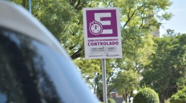 Los puestos de venta para comprar tiempo de estacionamiento o cargar crédito que actualmente están en funcionamiento pueden consultarse en la web del municipio. Gentileza: prensa Municipalidad de Rafaela.