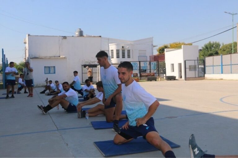 El elenco entrerriano disputó los primeros amistosos y continúa con su pretemporada.