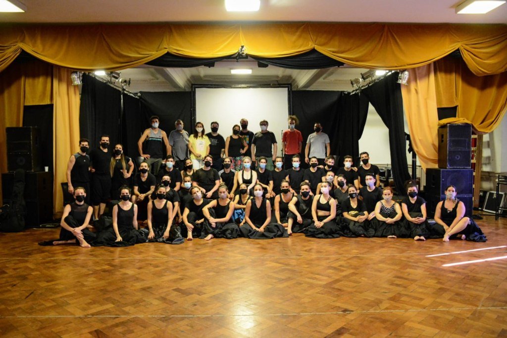 Habrá una puesta en escena con un grupo de danza numeroso. Gentileza.