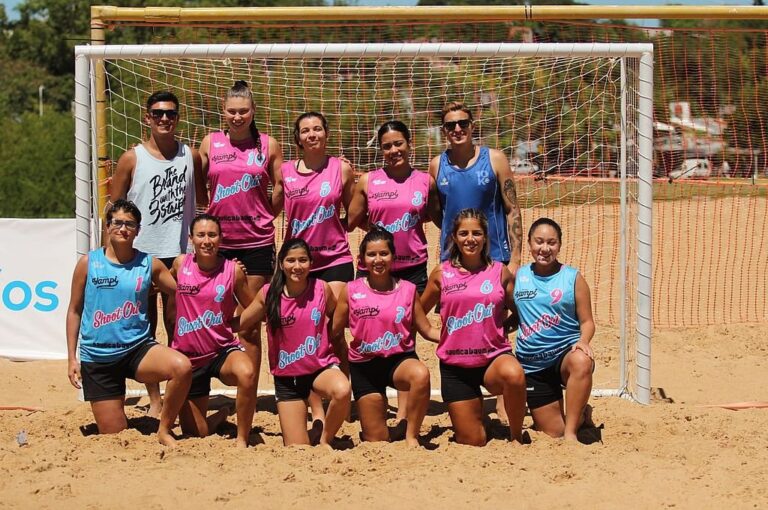 Equipo femenino Onkel Shoot out de la ciudad de Rosario.