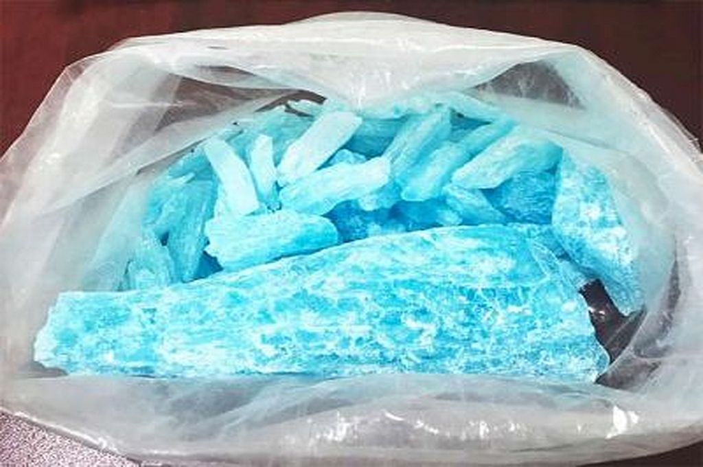 El Cristal (metanfetamina) es un poderoso psicoestimulante altamente adictivo que acelera la actividad del cerebro