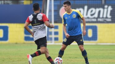 Lo Celso sufrió una grave lesión de rodilla y será operado. Gentileza: prensa Rosario Central.