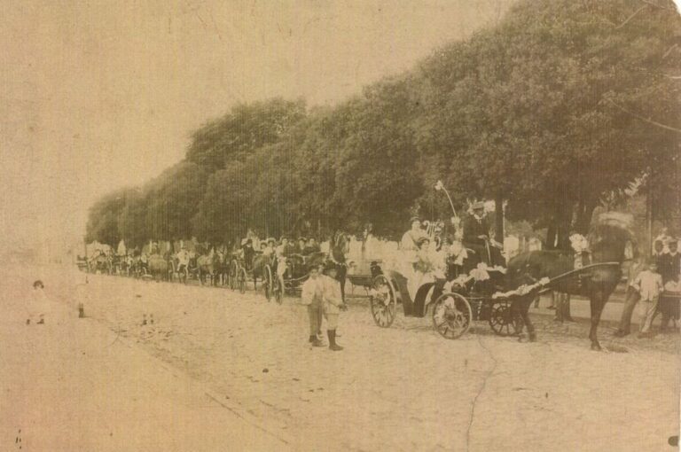 Desfile de carrozas en el carnaval de Gualeguaychú