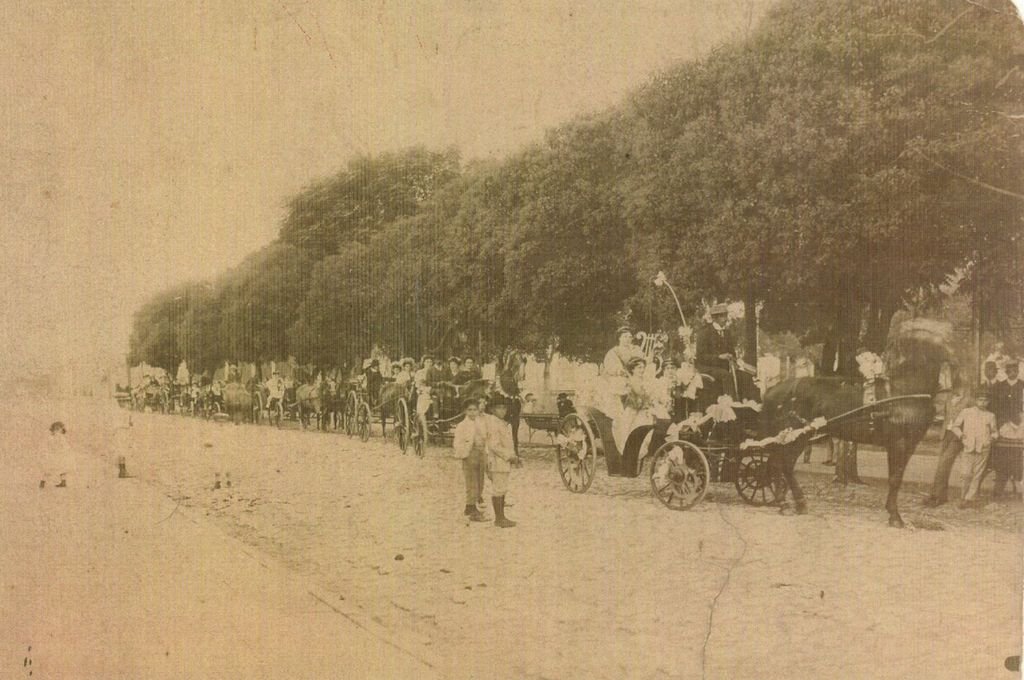 Desfile de carrozas en el carnaval de Gualeguaychú