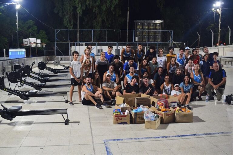Deportistas y allegados llevaron adelante el II Desafío de los Remeros
