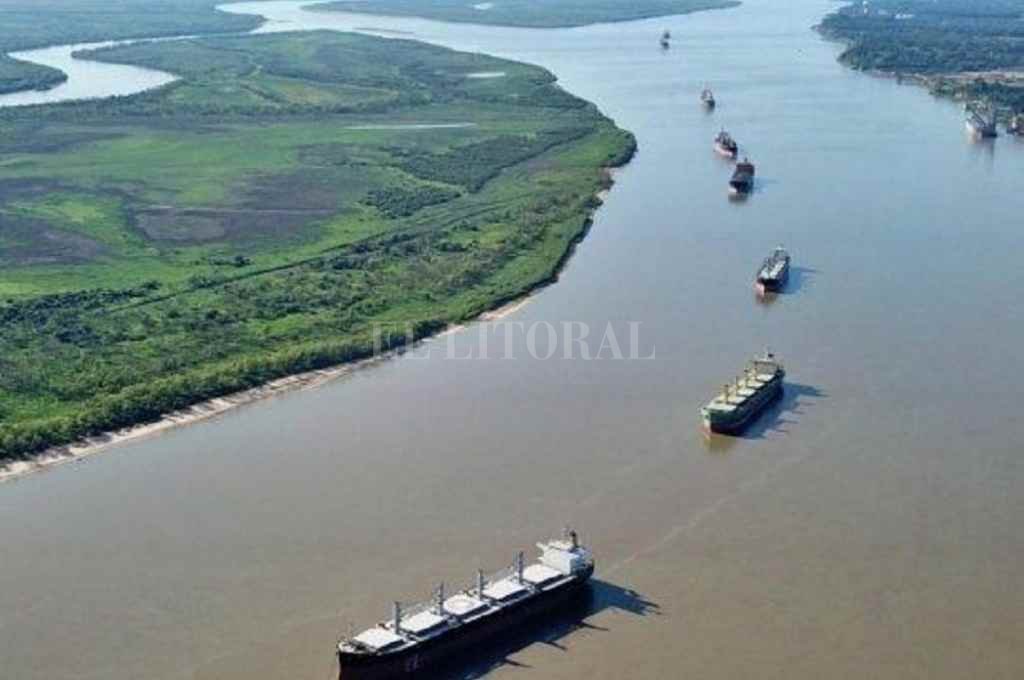 La Legislatura no quiere estar afuera de los debates sobre el futuro del corredor que tiene como eje el río Paraná.    Archivo El Litoral