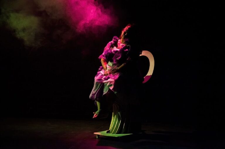En la edición 2021 el género del premio es Teatro.