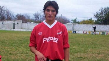 Milton Casco se inició futbolísticamente en Atlético María Grande.