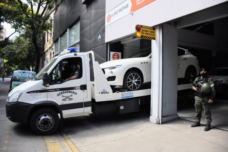 El operativo se llevó a cabo en Salta al 1300. Marcelo Manera