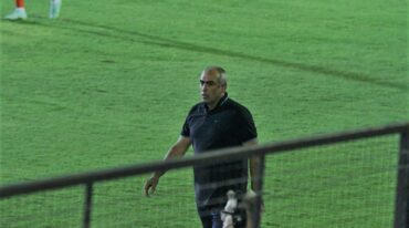 Iván varios cambios y muchas dudas para esperar a Talleres de Córdoba.  Camila Miño