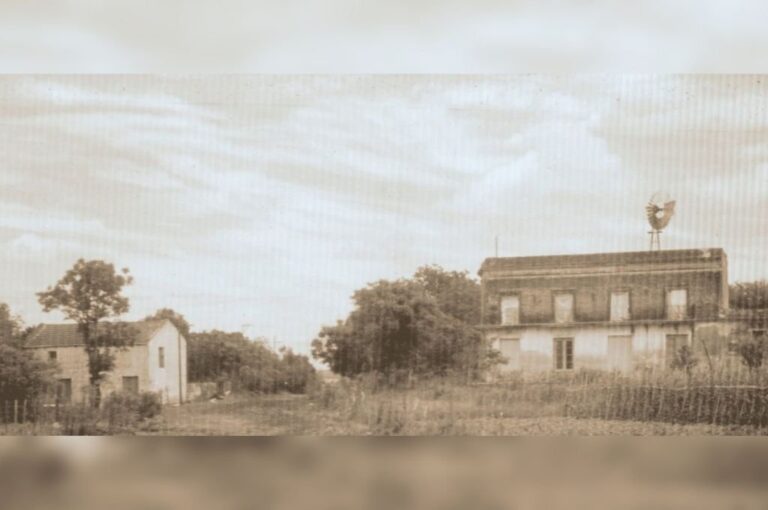 Las líneas simples de la casona Capurro están siendo actualmente embellecidas y restauradas mediante un detallado y delicado trabajo de herrería.