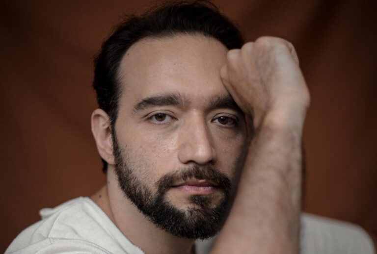 "La música es el alma de su pueblo y me encanta conectar con las diversas posibilidades que cada pueblo trae dentro de sus canciones"