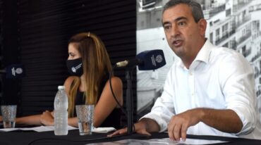 Eva Jokanovich (izquierda) deja su cargo en el Estado rosarino. Archivo.