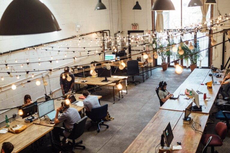 La actividad en el espacio de coworking está pensada para generar contacto con profesionales con diferentes intereses