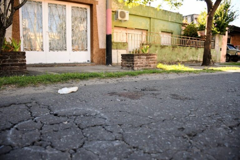 Ciudad violenta. Los crímenes se repiten casi a diario en las calles de Rosario. Marcelo Manera