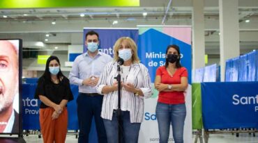 La mudanza del mega vacunatorio se realiza ante la necesidad de utilizar la ex Rural para los Juegos Suramericanos de la Juventud Rosario 2022. Fotos: GSF Gentileza Gobierno de Santa Fe