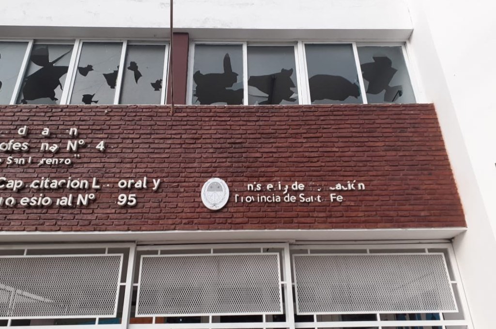 En la Escuela de Enseñanza Técnica 643 no pudieron comenzar. Gentileza.