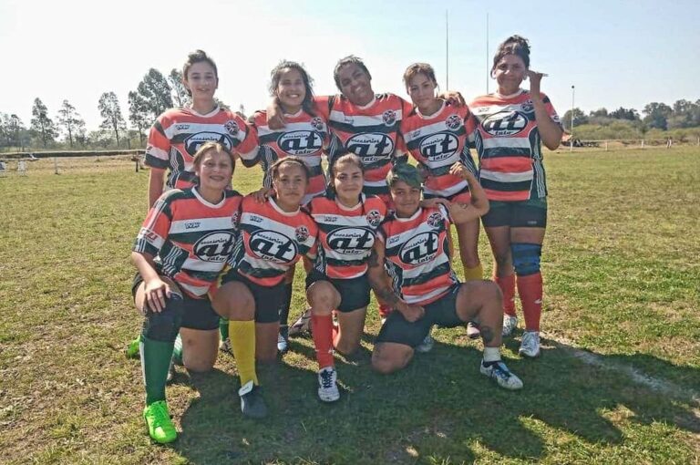El rugby femenino sansalvadoreño alcanzó un hito en las últimas temporadas al contar con dos jugadoras en el seleccionado entrerriano juvenil que fuera cuarto en el pasado Seven de la República.
