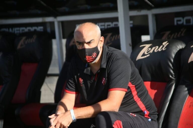 Iván Delfino se despide de Patronato tras solo cuatro fechas del campeonato 2022.