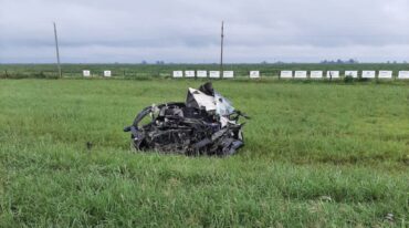 Así quedó el auto que protagonizó el accidente. Diario El Litoral.