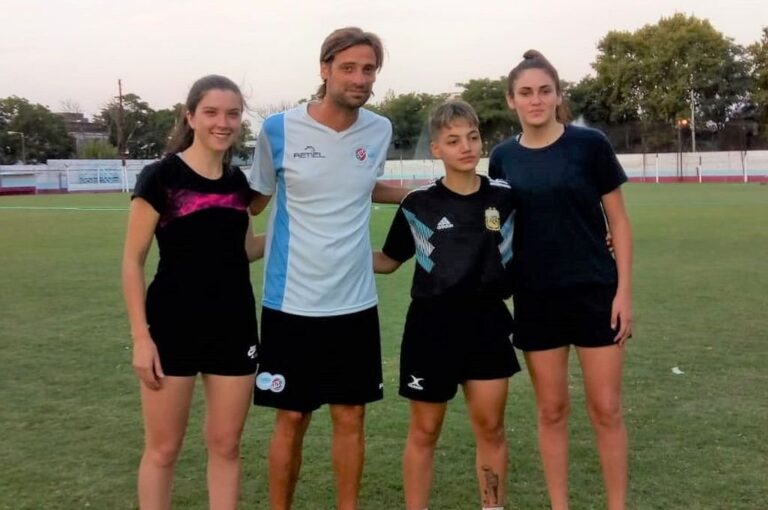 Entrenamiento de UAI Urquiza. Lucía Wallingre