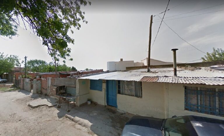 Mansilla había sido baleada en la puerta de su casa de pasaje Franco al 1.800. Google Street View.