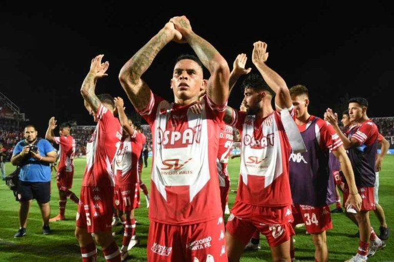 Jonathan Álvez es una de las figuras de este plantel de Munúa que derrocha juventud en algunos sectores de la cancha y experiencia