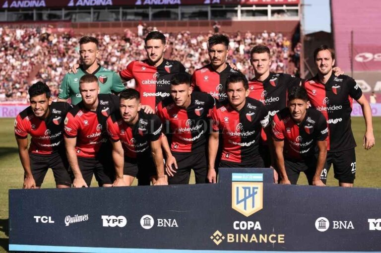 Los 11 titulares ante Lanús